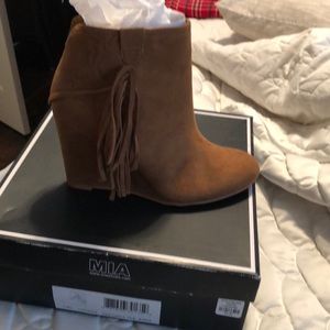 MIA suede fringe boots